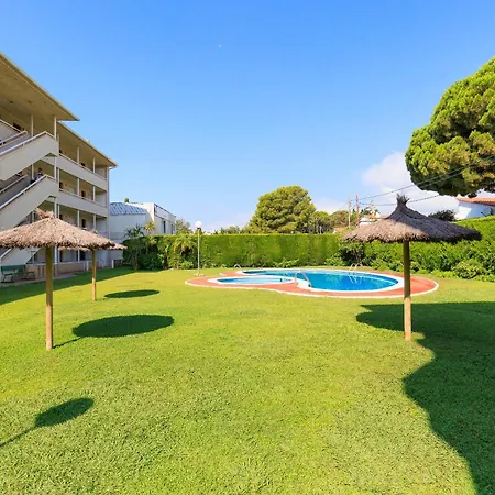 Uhc Residencial Paraisol