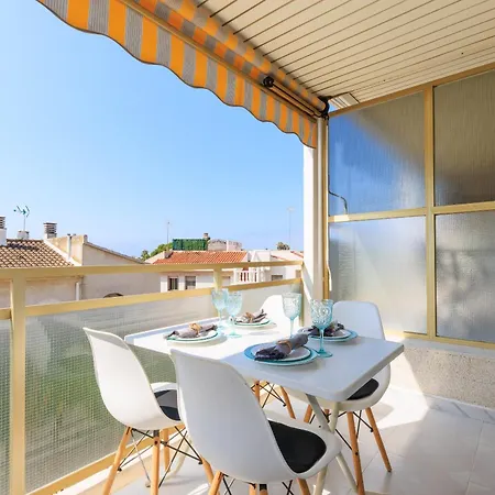 Uhc Residencial Paraisol Apartment