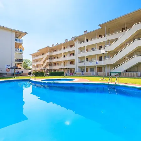 Uhc Residencial Paraisol Apartment